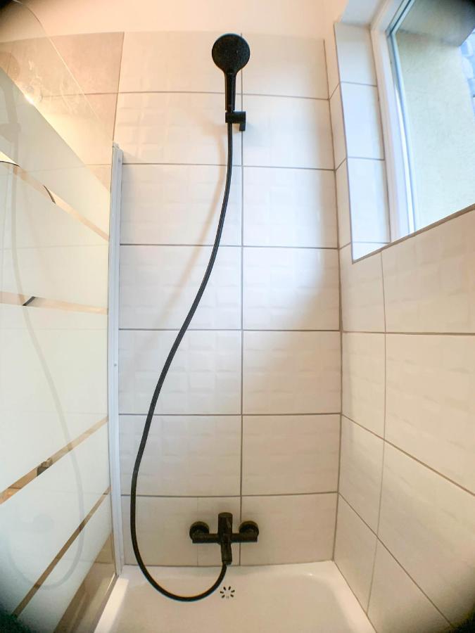 Luterana Studio Apartment Букурещ Екстериор снимка