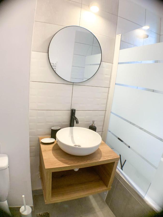 Luterana Studio Apartment Букурещ Екстериор снимка